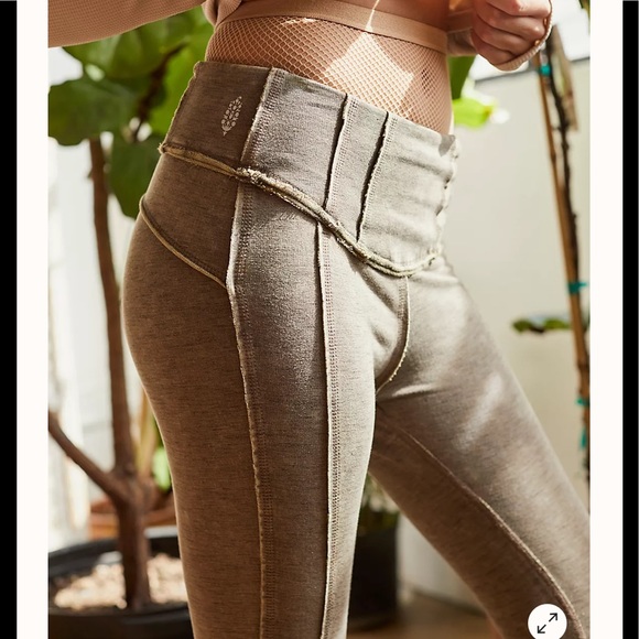 NWT FP High-Rise Ankle Length Hybrid Legging - Picture 8 of 14